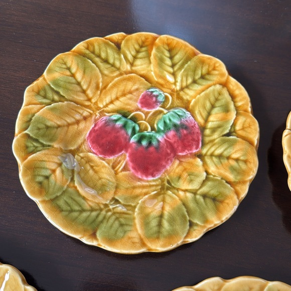 Sarreguemines Majolica Plates  7-1/2" set of 7 - Picture 8 of 12